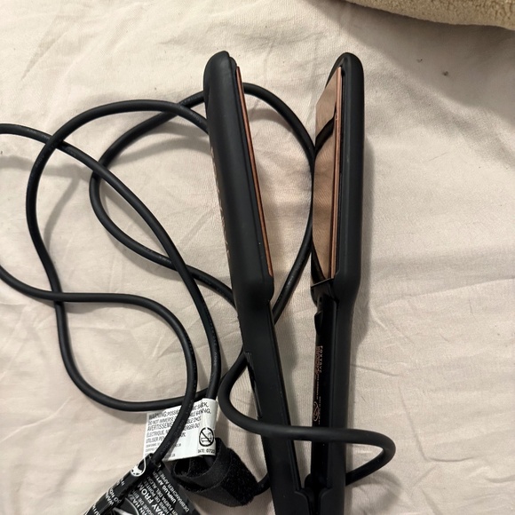 Foxybae Straightener - Picture 1 of 5